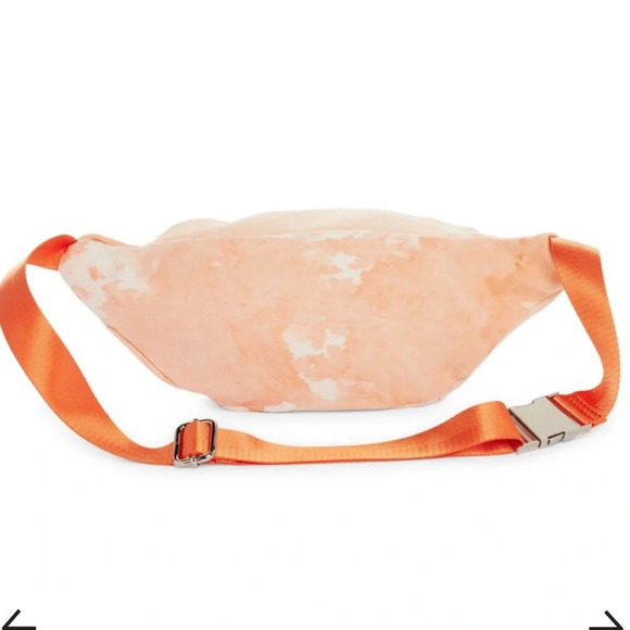 Bp. Tie Dye Fanny Pack in Brass Plum - Picture 5 of 5